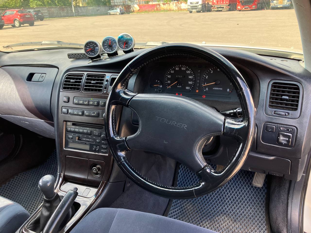 Toyota Cresta 1993 interior