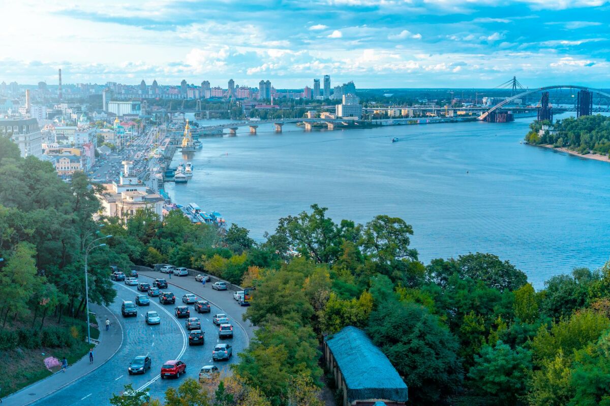 Команда профессионалов на работе