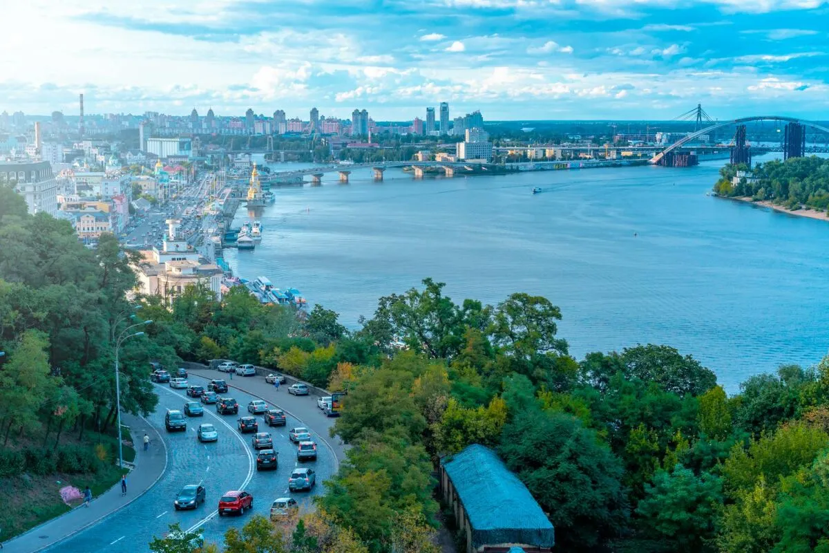 Команда профессионалов на работе
