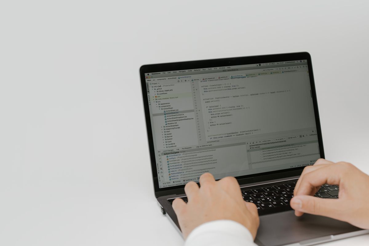 Студенты на курсе программирования Python