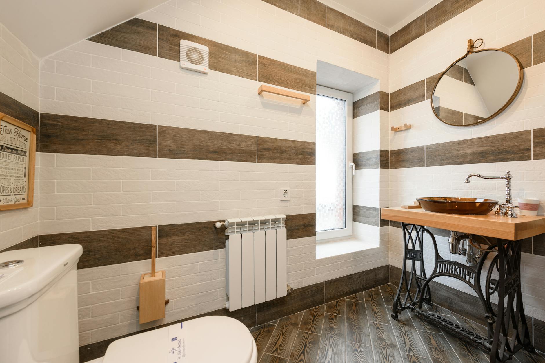 Процесс прочистки канализации