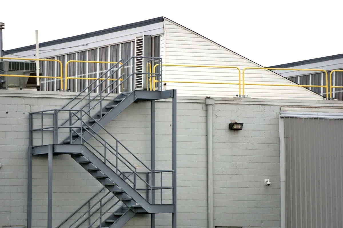 Clean handrail installation on a residential basement stair