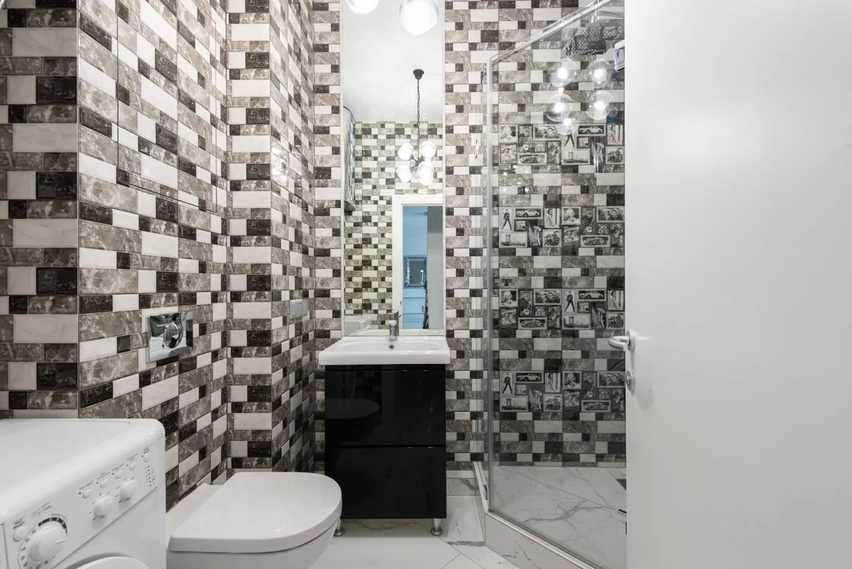 Modern tiled bathroom shower and kitchen backsplash project