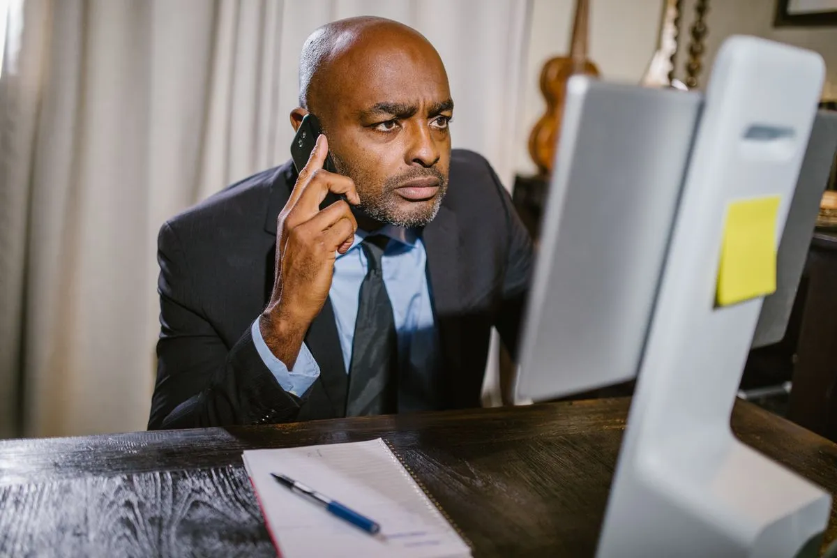 English speaking course online session with trainer and business role-play practice
