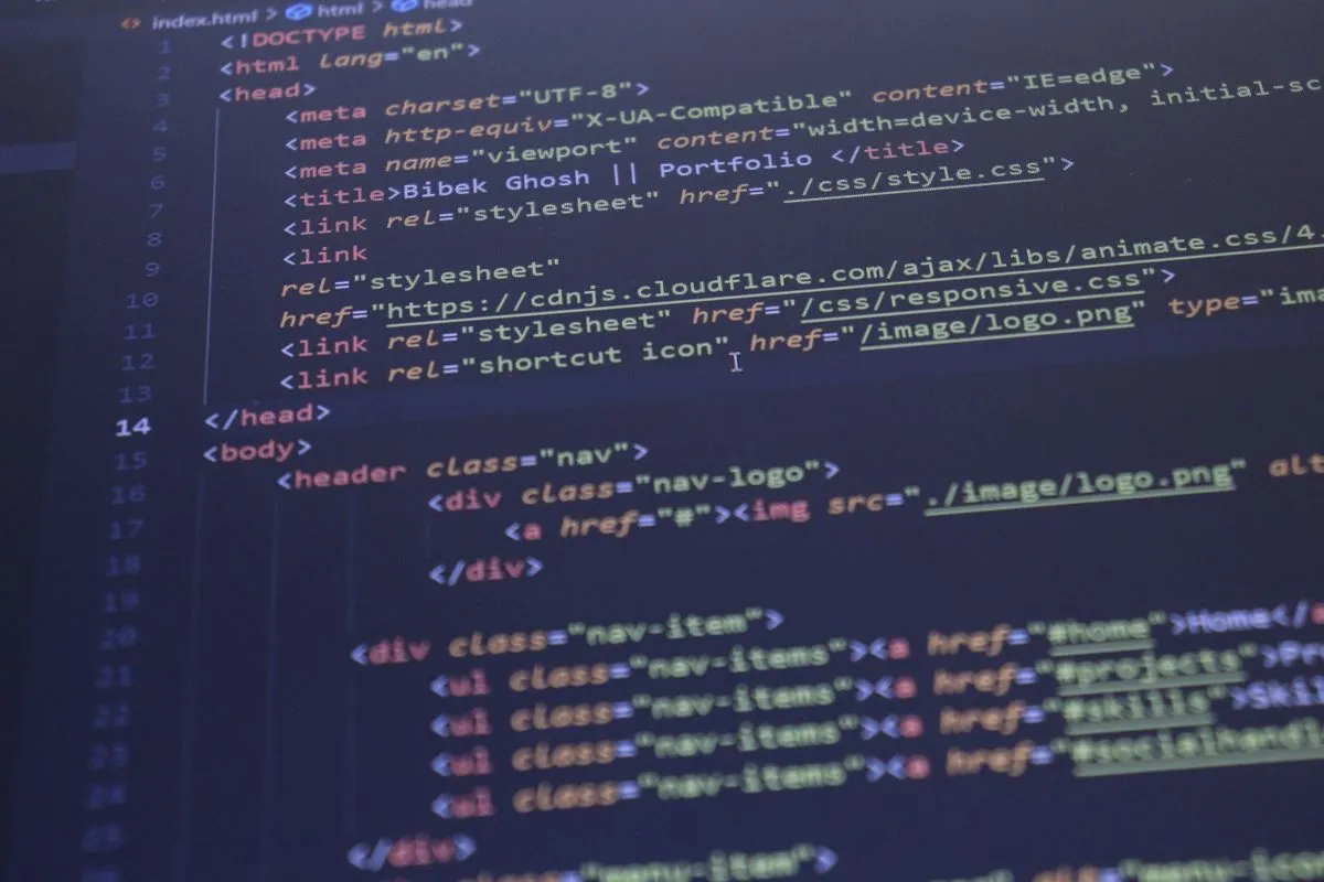 Live mentor feedback during an online coding bootcamp session