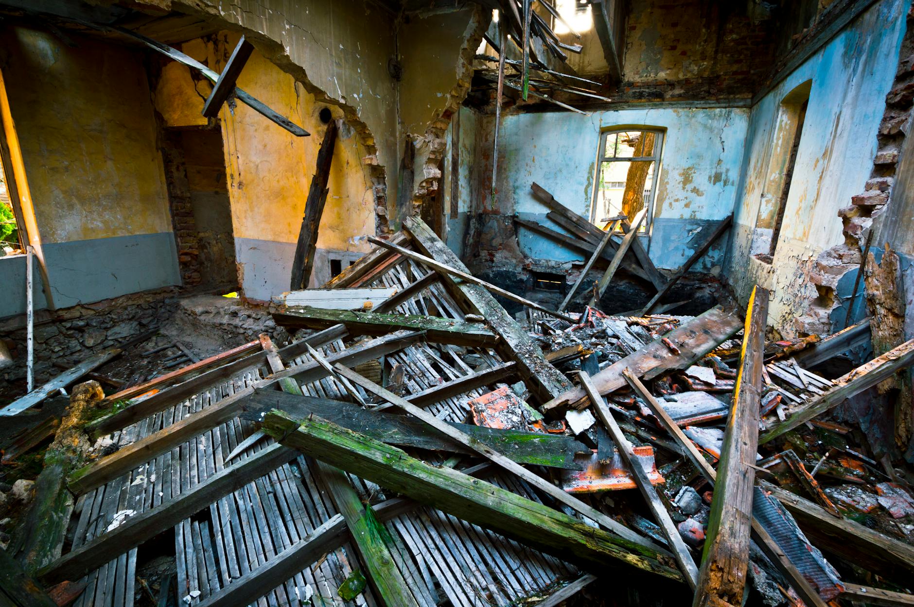 Вывоз мусора после ремонта