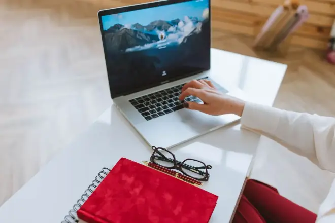Exemplo de landing page: Vale a pena fazer curso online quando você escolhe com critério
