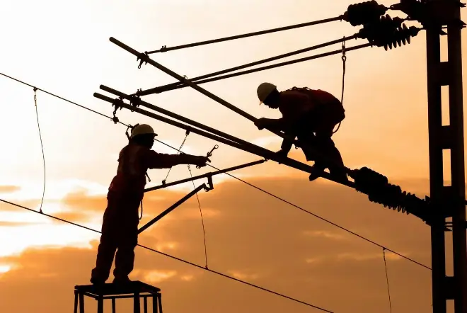 Exemplo de landing page: Instalação de padrão de energia com segurança e entrega rápida